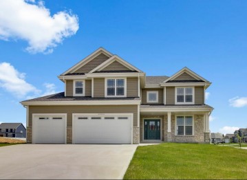 W236N7246 Meadow Ct, Sussex, WI 53089-2700