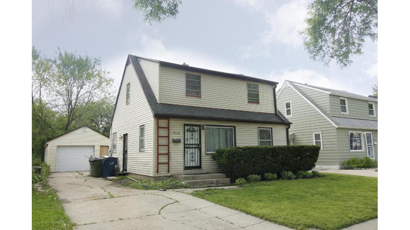 5049 N 55th St Milwaukee, WI 53218 by Riverwest Realty Milwaukee $89,900