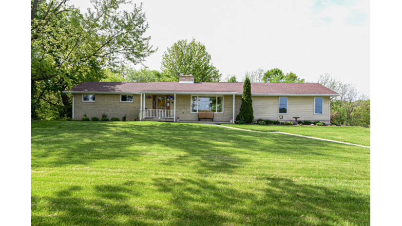 28017 E River Bay Rd Waterford, WI 53185 by Shorewest Realtors $416,000