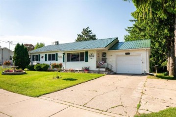 106 E Park St, Westby, WI 54667