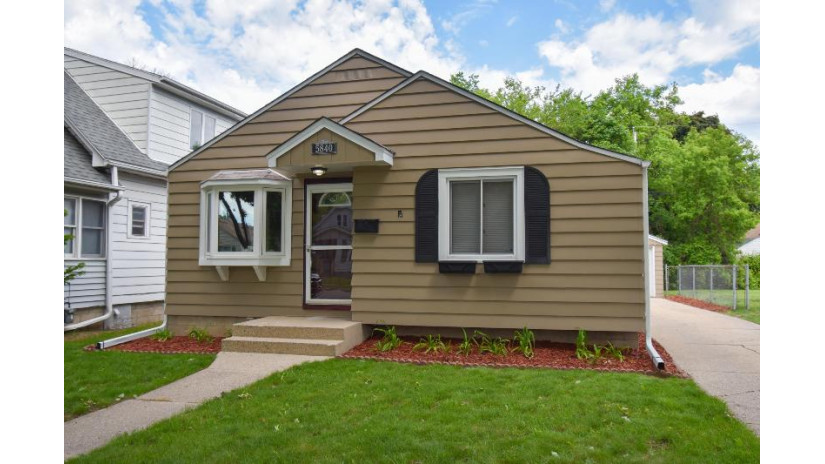 5840 N 38th St Milwaukee, WI 53209 by Redefined Realty Advisors LLC $94,900