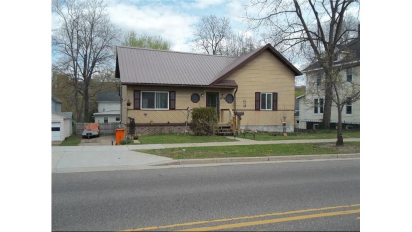 1016 Main St Street Eau Claire, WI 54701 by Prime Realty Llc $99,000