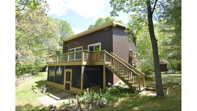 W12540 Indian Point Road New Auburn, WI 54757 by Larson Realty $235,000