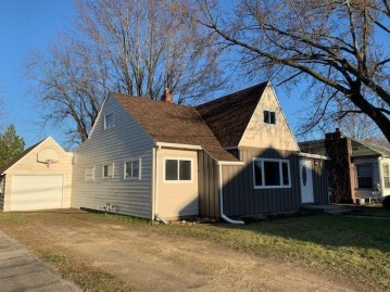 502 S Nash Street, Hortonville, WI 54944-9465