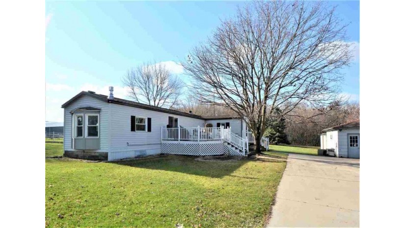 W2892 Hwy Hhh Calumet, WI 53049 by Cres, Llp $139,900