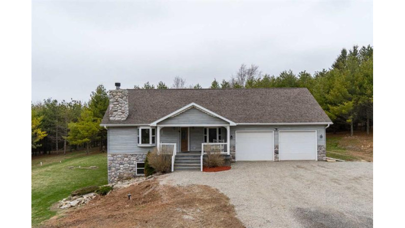 N2855 Hillcrest Drive Ellington, WI 54944 by Century 21 Affiliated $317,500