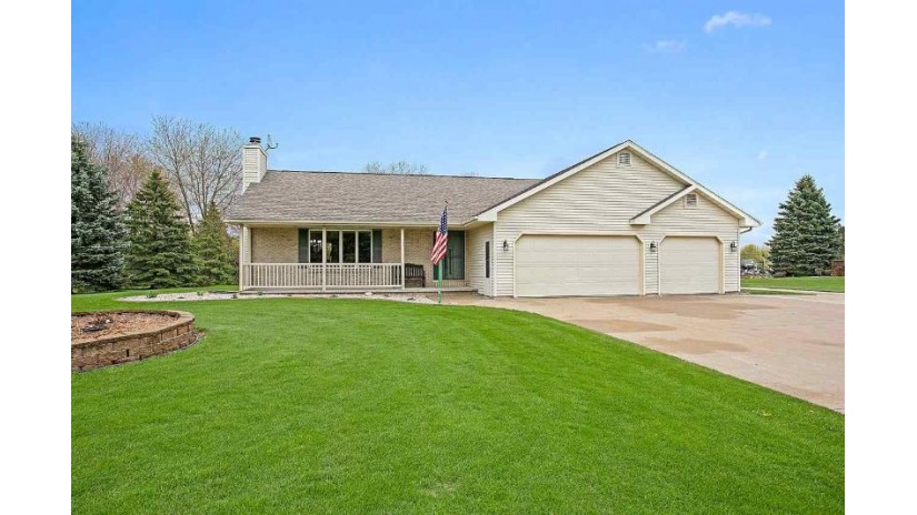 N4208 Oak Lane Freedom, WI 54130 by Coldwell Banker Real Estate Group $319,900