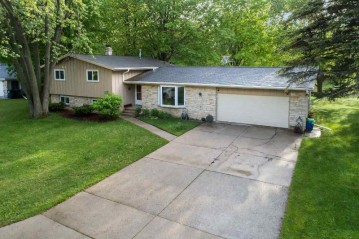 1829 Dexter Street, New London, WI 54961