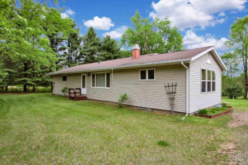 N3020 7th Avenue, Deerfield, WI 54943-7600