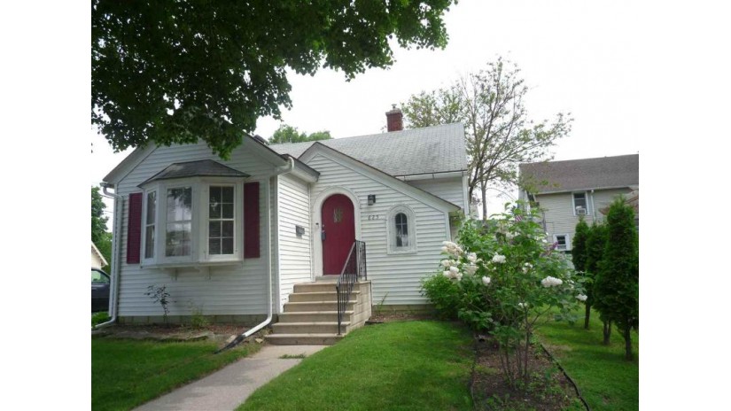 625 Crooks Street Green Bay, WI 54301 by Shorewest Realtors $100,000