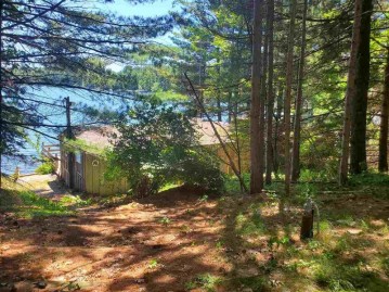 W5000 W Long Lake Road, Springwater, WI 54981