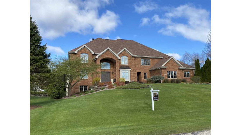 3871 Caribou Rd Middleton, WI 53593 by Restaino & Associates Era Powered $1,049,900