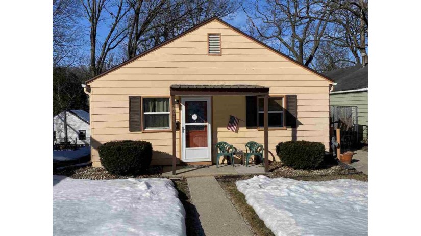 2938 Bluff St Madison, WI 53705 by Inventure Realty Group, Inc $219,900