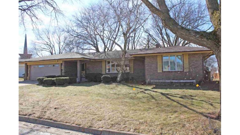 2612 4th St Monroe, WI 53566 by First Weber Hedeman Group $149,900