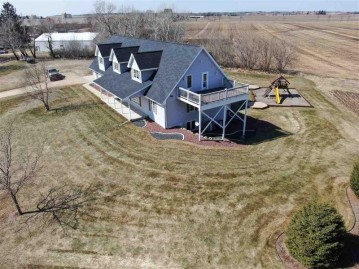 2178 Branch Rd, Bristol, WI 53590