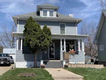 343 Maine St, Mauston, WI 53948