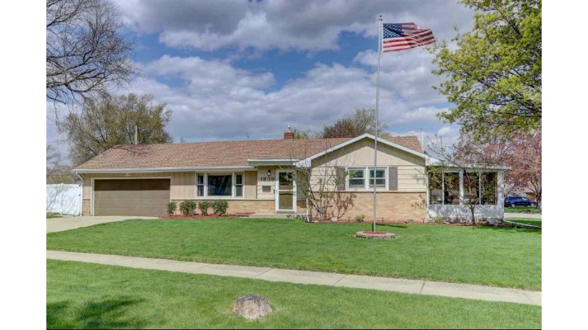 1839 S Hawthorne Park Dr Janesville, WI 53545 by Keller Williams Realty Signature $175,000