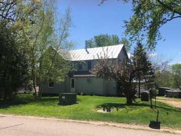 E13959 Reusch Rd, Merrimac, WI 53561