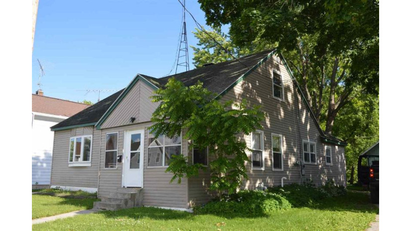 225 W Jefferson St Waupun, WI 53963 by My Property Shoppe Llc $20,000