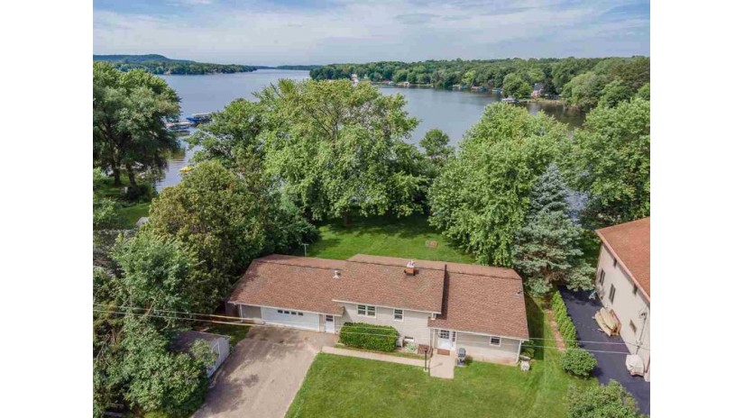 S7614 Walleye Ln Merrimac, WI 53561 by Re/Max Preferred $395,000