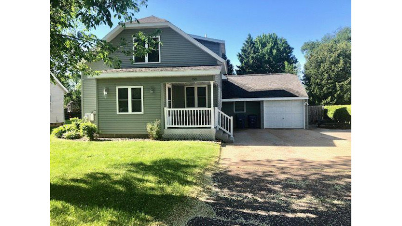 1725 Garfield Avenue Wausau, WI 54401 by Central Wi Real Estate $155,900