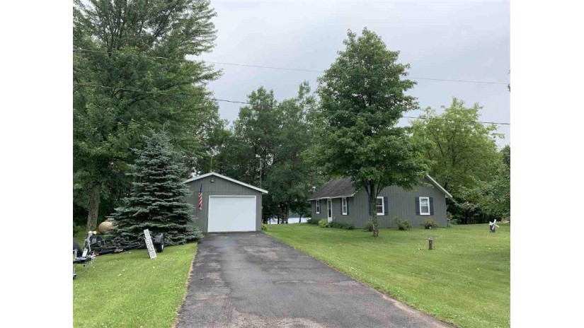 10120 West Tree Lake Road Rosholt, WI 54473 by Smart Move Realty $184,900