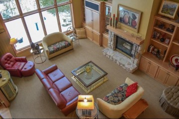 8141 Chateau Dr, Egg Harbor, WI 54209