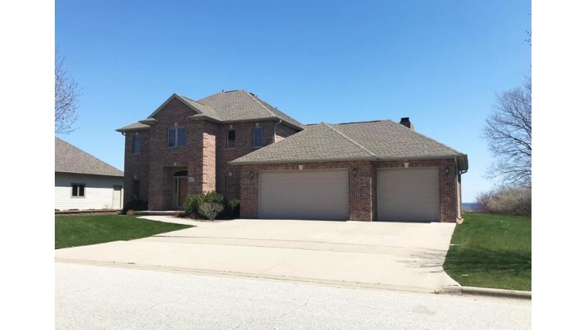 1500 Sundancer Ln Kewaunee, WI 54216 by Todd Wiese Homeselling System, Inc $374,900