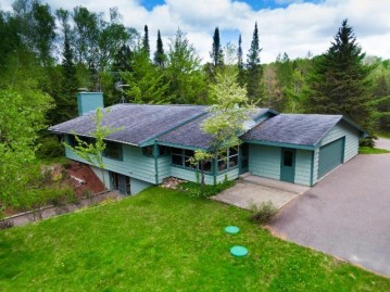 9265 Bald Eagle Rd, Presque Isle, WI 54557