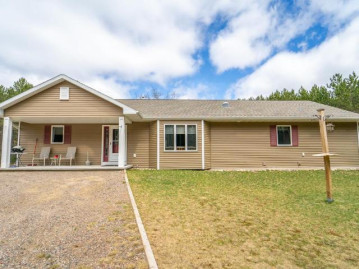 10368 Hughitt Lake Rd, Cassian, WI 54531