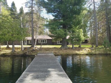 N10417 Pine Shore Ln, King, WI 54487