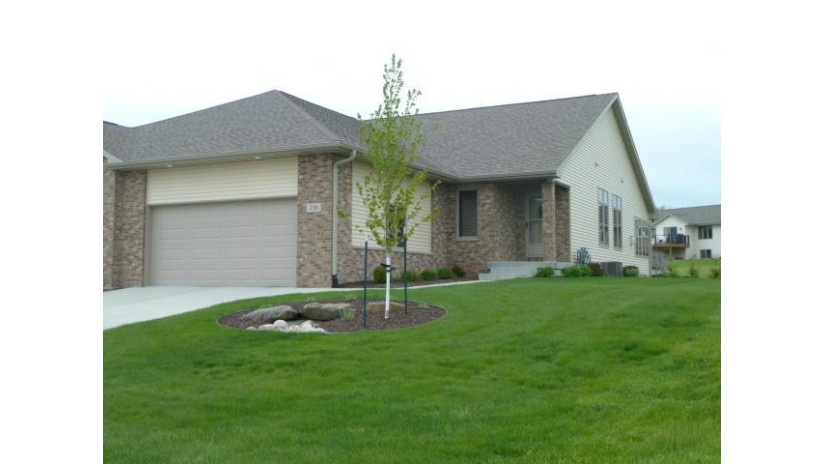 216 Heritage Dr Fort Atkinson, WI 53538 by Wayne Hayes Real Estate LLC $289,900