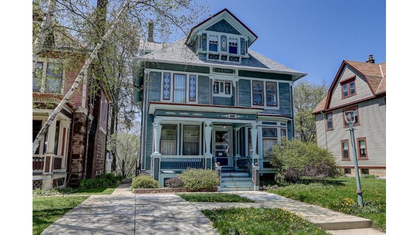 2745 N Maryland Ave Milwaukee, WI 53211 by Powers Realty Group $269,900