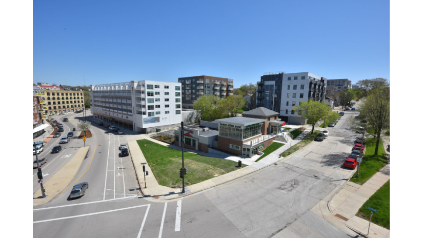 1541 N Jefferson St 510 Milwaukee, WI 53202 by Shorewest Realtors $329,900