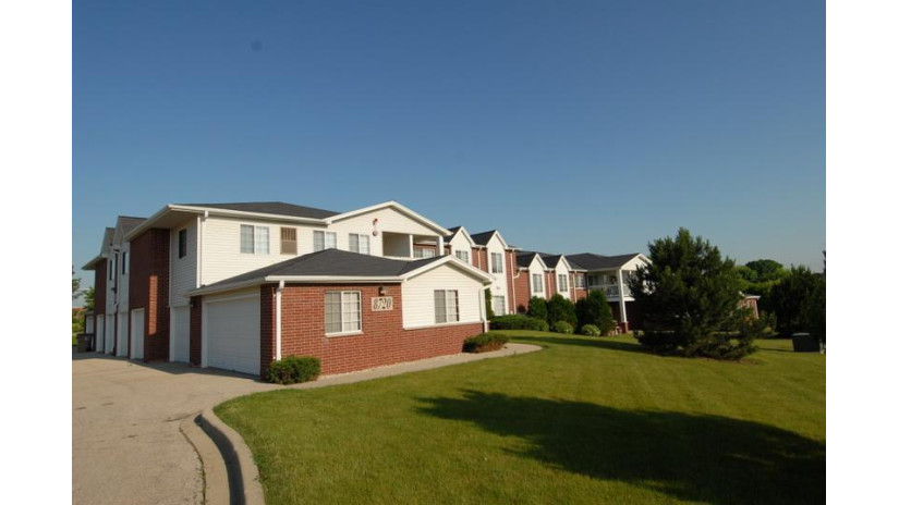 8720 Lexington Pl 2 Pleasant Prairie, WI 53158 by RE/MAX ELITE $154,500