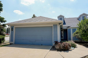 1623 Stardust Dr A, Waukesha, WI 53186-2670