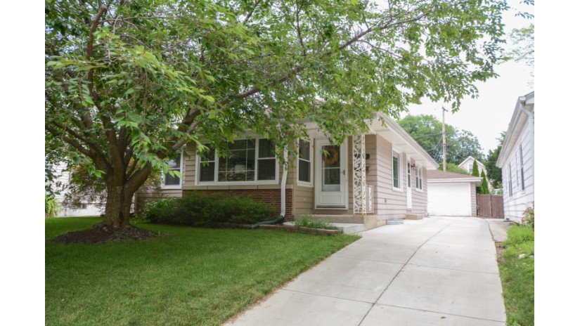 2510 N 64th St Wauwatosa, WI 53213 by Shorewest Realtors $269,900