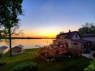 N4823 Lake Dr, Hustisford, WI 53034