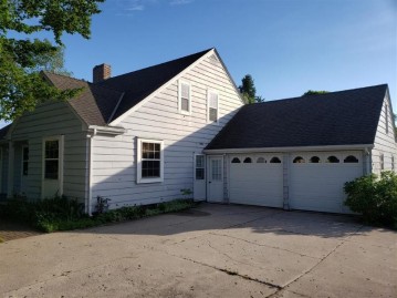 3408 Adams St, Two Rivers, WI 54241-1613