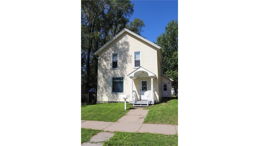 620 Barstow Street Eau Claire, WI 54703 by Donnellan Real Estate $117,500