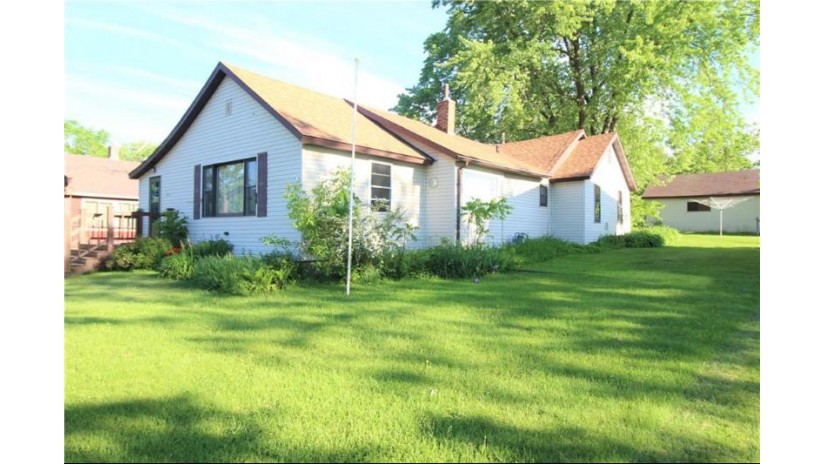 109 7th Avenue Shell Lake, WI 54871 by Coldwell Banker Realty Shell Lake $117,900