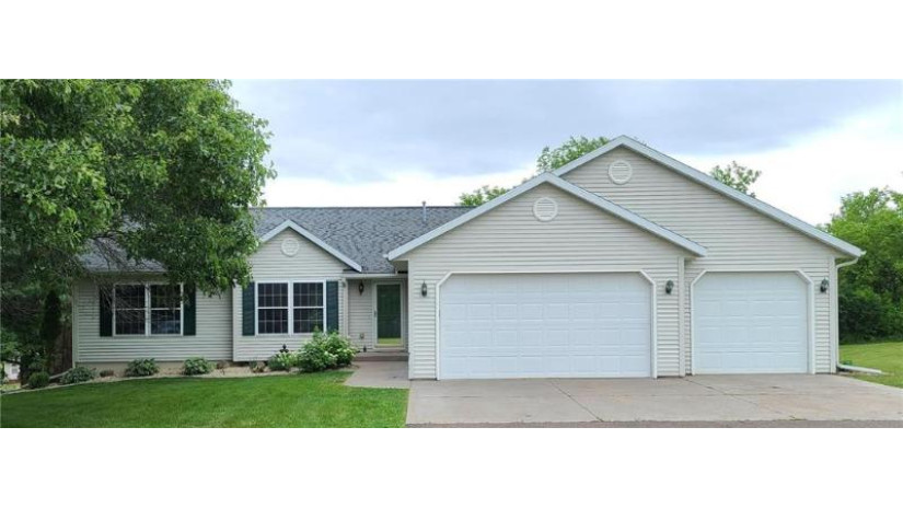 N4560 459th Street Menomonie, WI 54751 by Cb Brenizer/Chippewa $319,900