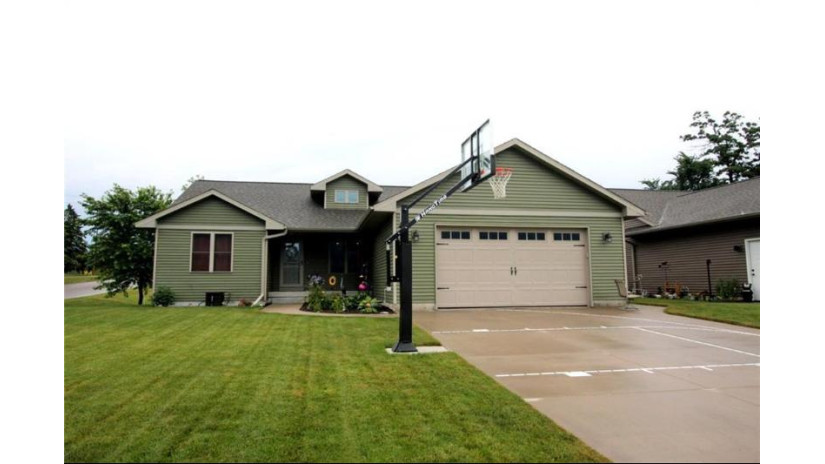 623 Autumn Drive Altoona, WI 54720 by Team Tiry Real Estate, Llc $299,900