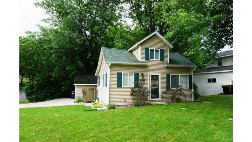 208 Grant Street Ellsworth, WI 54011 by Re/Max Results $139,900