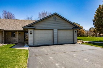 6020 Hwy A 106, Vinland, WI 54901