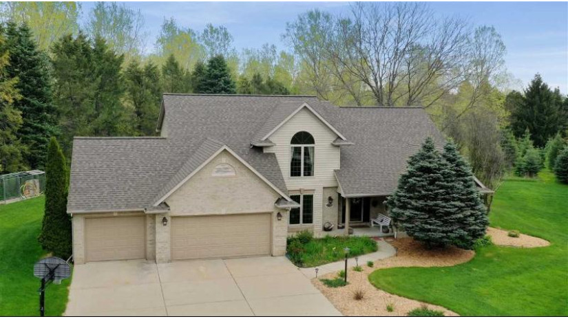 778 Stonewood Lane Hobart, WI 54155 by Shorewest Realtors $409,900