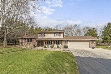 N1132 Churchill Road, Greenville, WI 54942