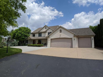 N1002 Spring Valley Drive, Greenville, WI 54944