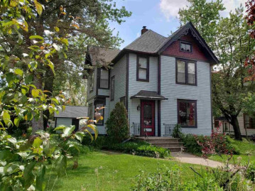 315 E Main Street, Weyauwega, WI 54983