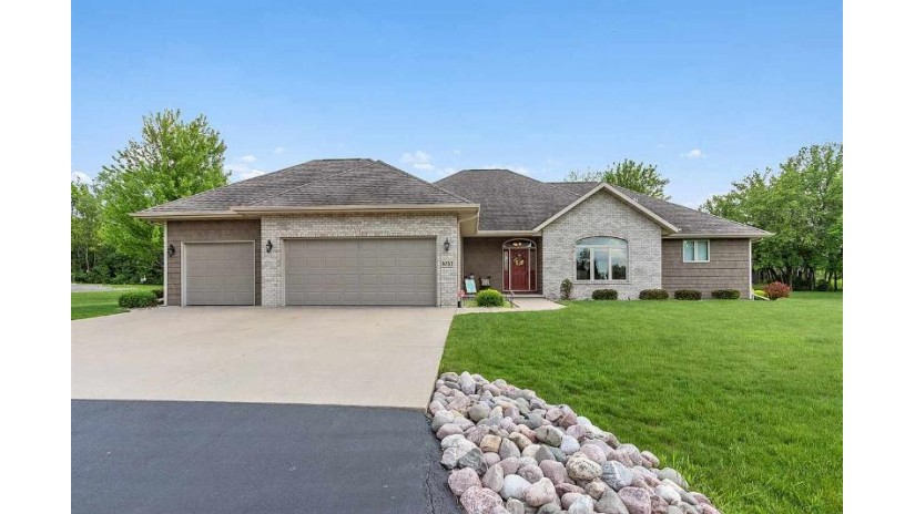 4341 Bellhaven Lane Algoma, WI 54904 by First Weber, Realtors, Oshkosh $409,900